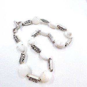 Beautiful Chunky Natural White Stone Sterling Silver Toggle Clasp 16” Necklace